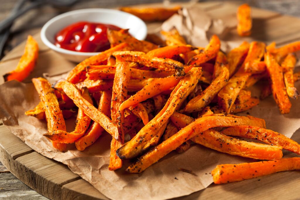Sweet potato fries with sauce